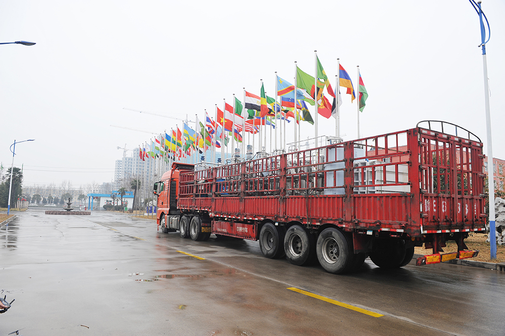 湖北省某公司訂購華泰智能裝備集團6T茶籽榨油，0.5T精煉及脫蠟項目正式發貨完成