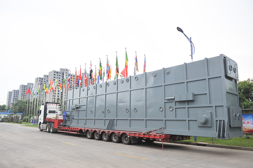 華泰集團(tuán)200噸和50噸葵花籽餅浸出項(xiàng)目分別發(fā)貨俄羅斯和摩爾多瓦